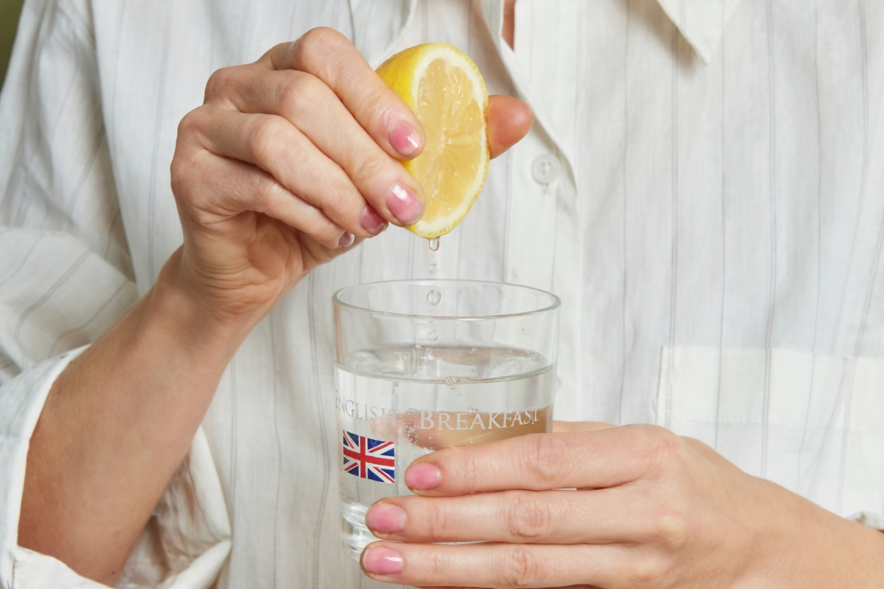 Baking Soda and Lemon Water in the Morning: Helpful Habit or Hidden Risk?