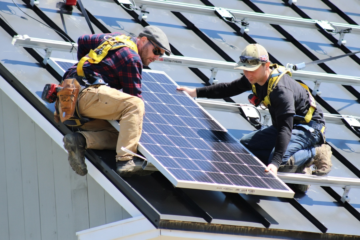 The Nightly Benefits of Eating Raw Garlic Before Bed