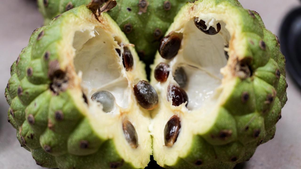 Cherimoya: 10 Simple Ways to Add This Creamy Tropical Fruit for Better Antioxidant Support in Your Later Years