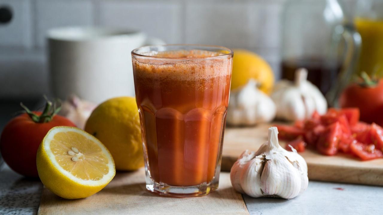 Discover the Power of Tomato, Garlic, and Lemon Juice: A Simple Daily Habit for Body Wellness